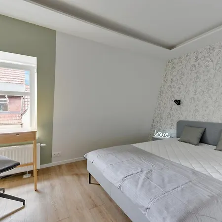 Jasne Studia Victus Blisko Plazy By Noclegi Renters